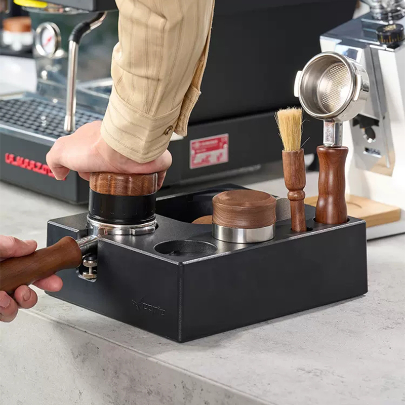 Coffee Tamper Station Mat Stan - Coffee Knock Box recensie en prijs